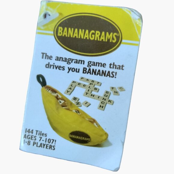 Bananagrams Word Game Ages 7 Up Anagram - Picture 3 of 4